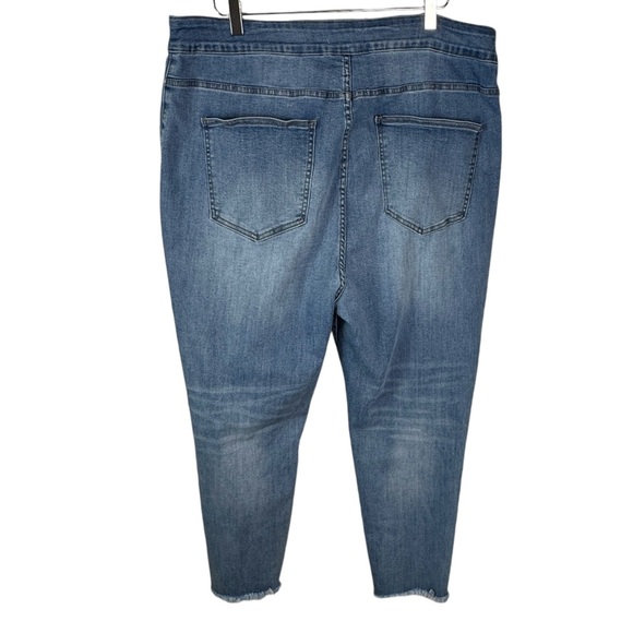 Ceros Women's Size 20 High Rise Coin Pocket Fringed Hem Distressed Denim Jeans - Picture 2 of 12